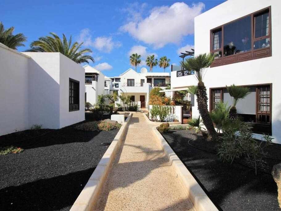 Casa De Mas En Playa Bastian Apartment Costa Teguise Luaran gambar